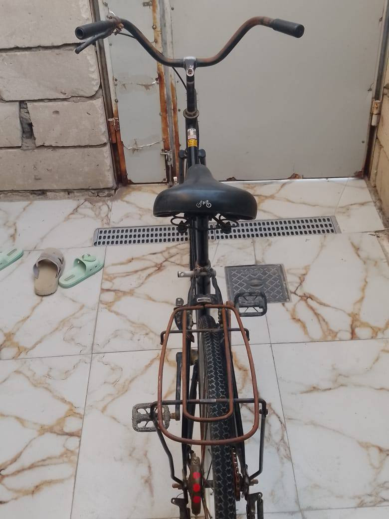 للبيع نضيف مكاني سوق الشيوخ 
نقص دسك والماشه بيها عواج لشه نضيفه سعر 60بيه مجال 
***********
