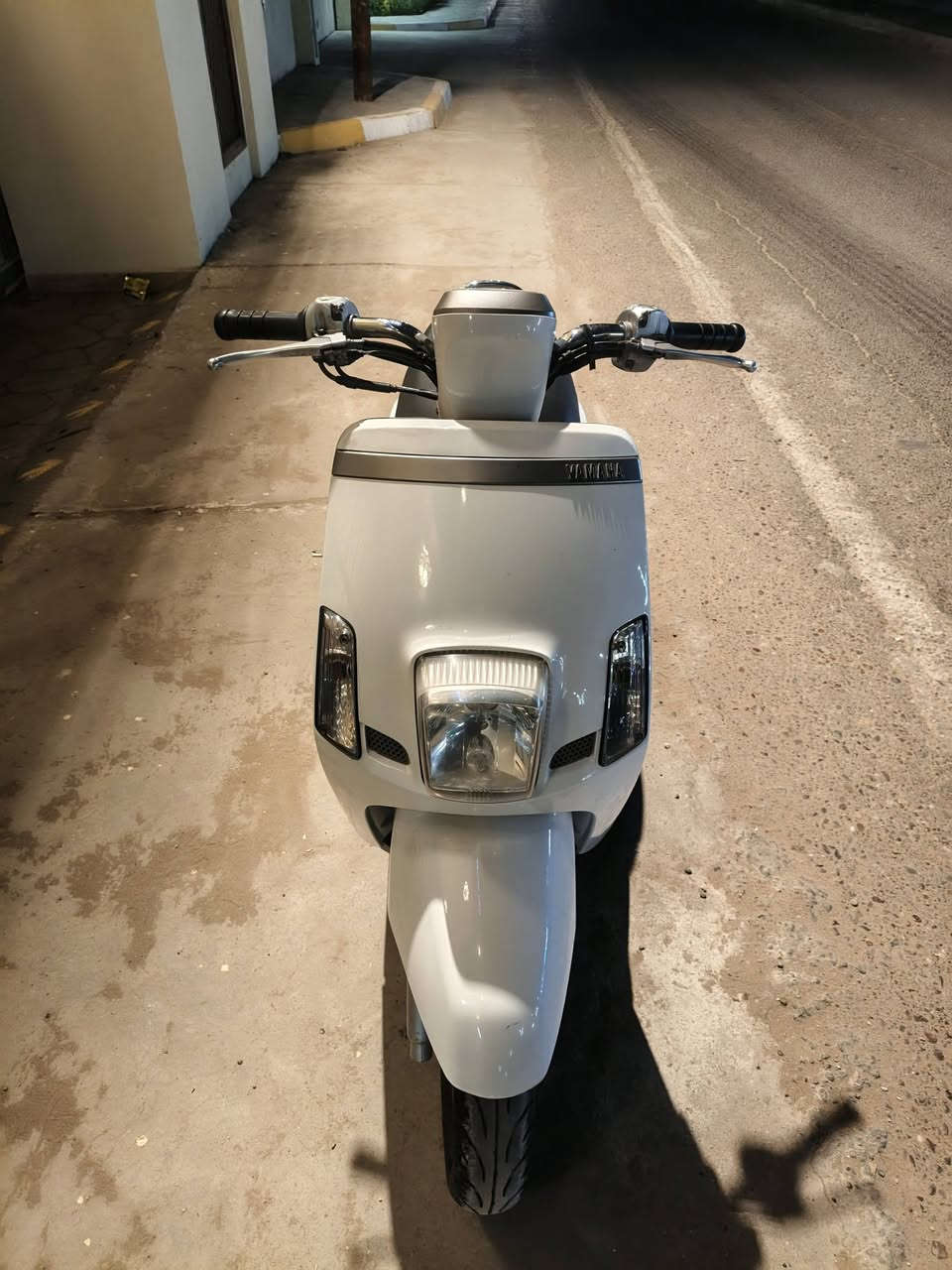 دراجه بوليس مسطره نوزل الدراجه خير من الله نضافه كشر مكينه ناعمه كلهة بلادي كفرات مختمه الدراجه مكفوله من كلشي صار شهر منزلهة رمبه تاخذهة ترتاح متشوف الفيتر شراي راسلني خاص او يتصل عالرقم ***********
