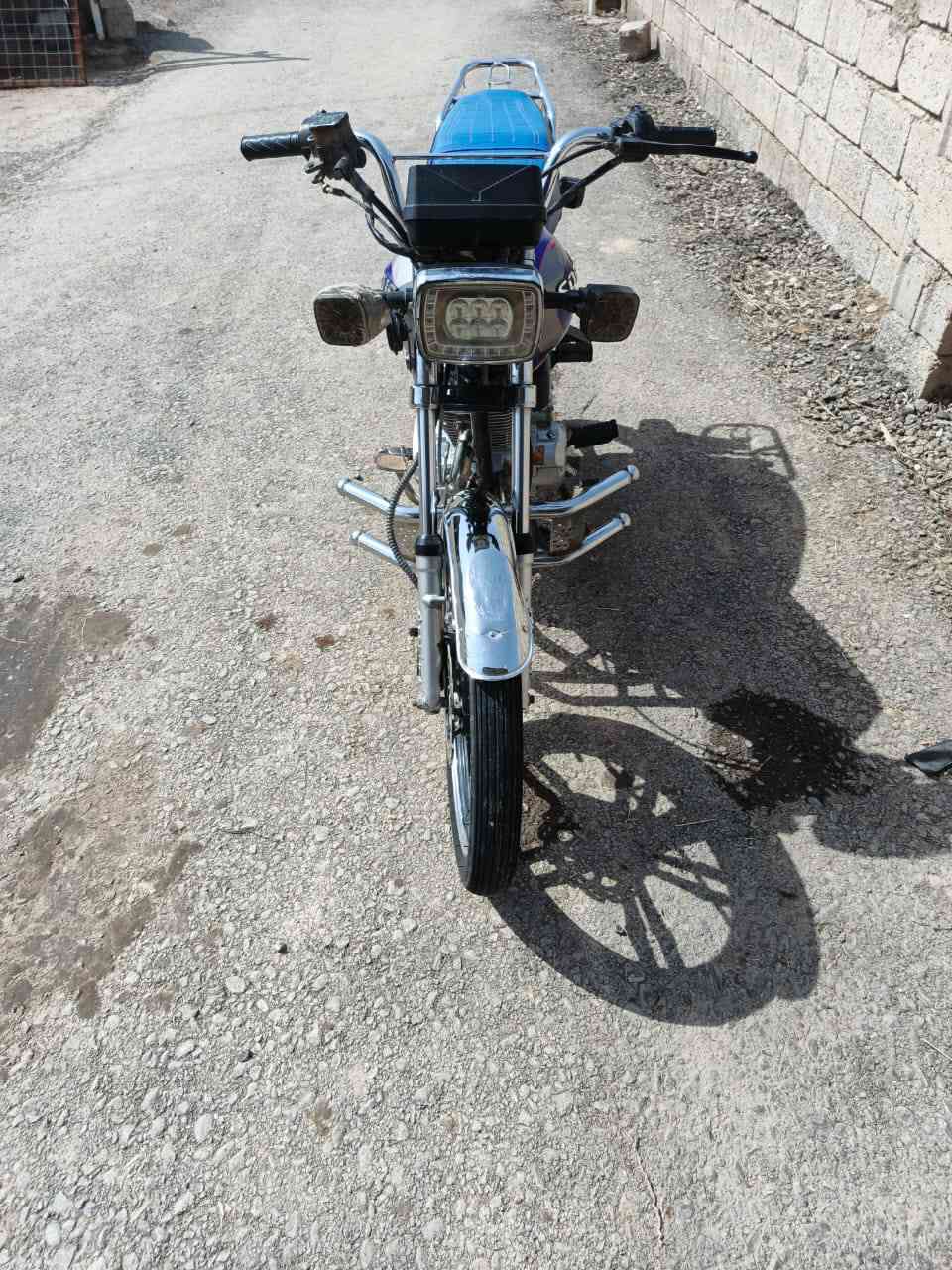 سلام عليكم دراجة سيفان للبيع موديل 22مكفوله كفاله عامه كهربائيات كله شغاله اي نقص مابيه السعر 550خاص ماكو اتصال ‪***********‬‏مكاني الخالص
