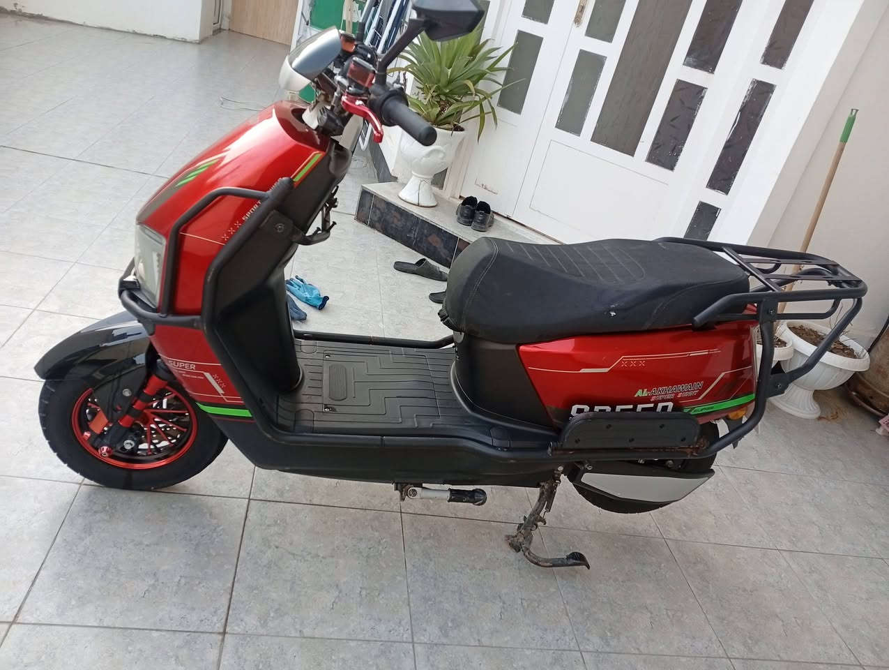 موطور شحن البيع فول مواصفات 6بطاريه السعر 650وبي مجال رقم ***********
