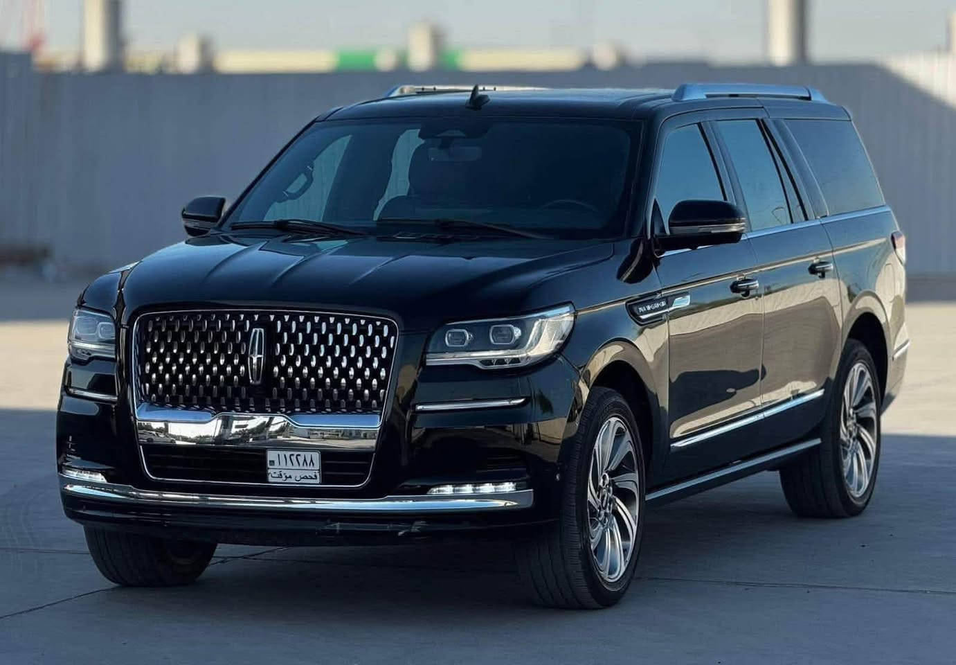لينكولن نافيكيتور 2023 للبيع او مراوس
Lincoln Navigator 2023 

ماشيه 14 الف
‏السيارة دخول جديد
المواصفات:  

- سياره فاخره ليس لها مثيل
مواصفات خياليه
- سيارة موديل2023 
- ⁠فول مواصفات اعلى  فئة  
- سيارة بمحرك 6 سلندر تون تيربو بقوة 3500  سي سي  455hp حصان
                فتحة بانوراما
   دوسات عالباب فتح وغلق  
- رادار-كاميرا ٣٦٠درجة -انارات ترحيب جانبية وخلفية وامامية 
- كشنات امامية وخلفية تدفئة وتبريد  
• كشن تحكمات كثيره 
- قيادة ذاتية السير على المسار الالي
-  لايتات زنون امامية تدور معة الستيرن
-  سيارة فول مواصفات واحد على واحد سيارة 
الحادث تبديل بنيد وجاملغ 
السعر مناسب 
الاستفسار عالخاص او الرقم  اتصال او واتس
***********

