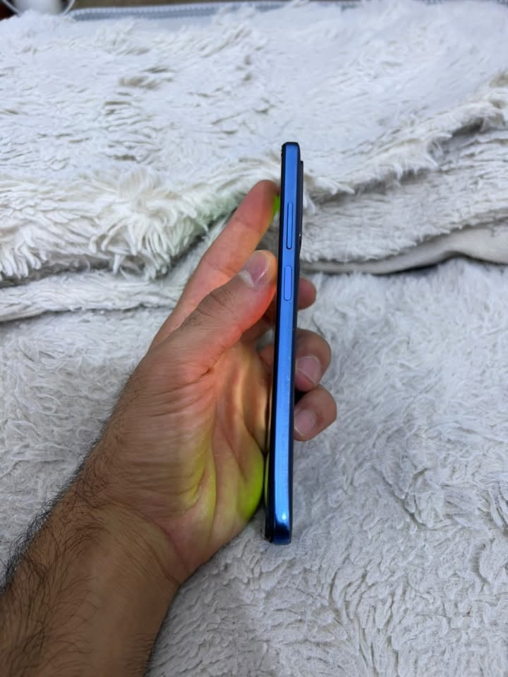 سلام عليكم اخوان جهاز للبيع . Redmi Note 11 ذاكره جهاز ١٢٨ جهاز مابي شي شغال ونضيف مبدل شاشه مرتين فقط سعر الجهاز 85 الف  رقم جهازي ***********
