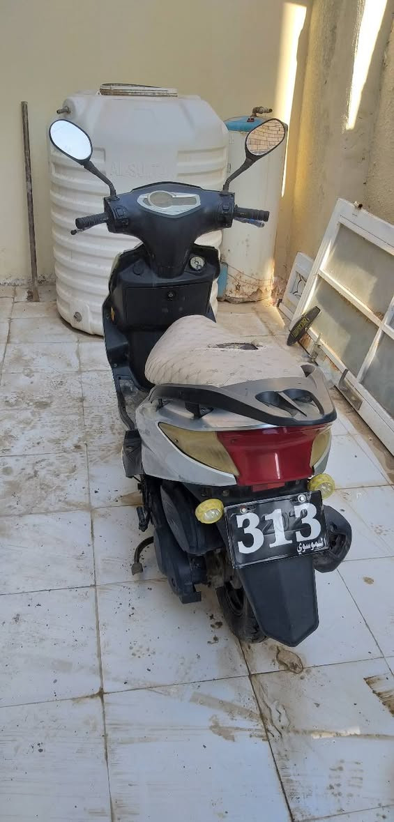 سنكس صيني موديل 2022 فول  مواصفات وصدك فول مواصفات بصمة عدد ٢ وحساس أستاند جانبي بيها أشاير رباعية كهربائياتها كلها شغالة دراجة كلشي مابيها كلش كامل وشغال السعر 550 وبيها مجال للشراي هذا رقمي *********** موجود واتساب  وأتواجد خاص  هم
