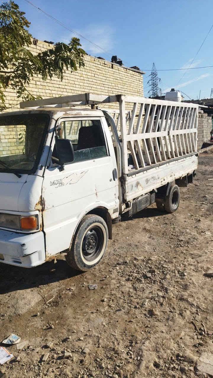 السلام عليكم سياره موديل 95 بغداد السعر 41 رقم الهات***********
