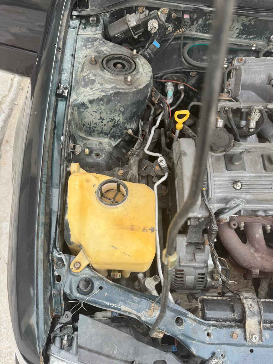 السلام عليكم للبيع كورلا ٩٧ يسرى اصلي لون زيتوني باسمي رقم ديالى دولي سنوية هزة جديدة مصبوغة حزام  بدون حادث فول مواصفات سلايد جام كهرباء محرك ١٨٠٠ سيارة نظيفة مكفولة محرك كير صدر امامي خلفي تبريد غرفته جديدة مكانه بغداد.  ***********
السعر ٦٢ وبيه مجال
