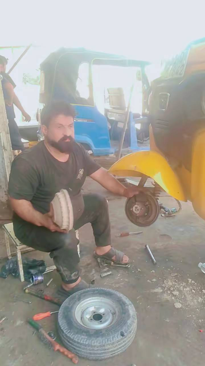 عدي قاسم فيتر كهربائى عام بيع جميع ادوات التكتك هاتف ***********موجود واتساب
