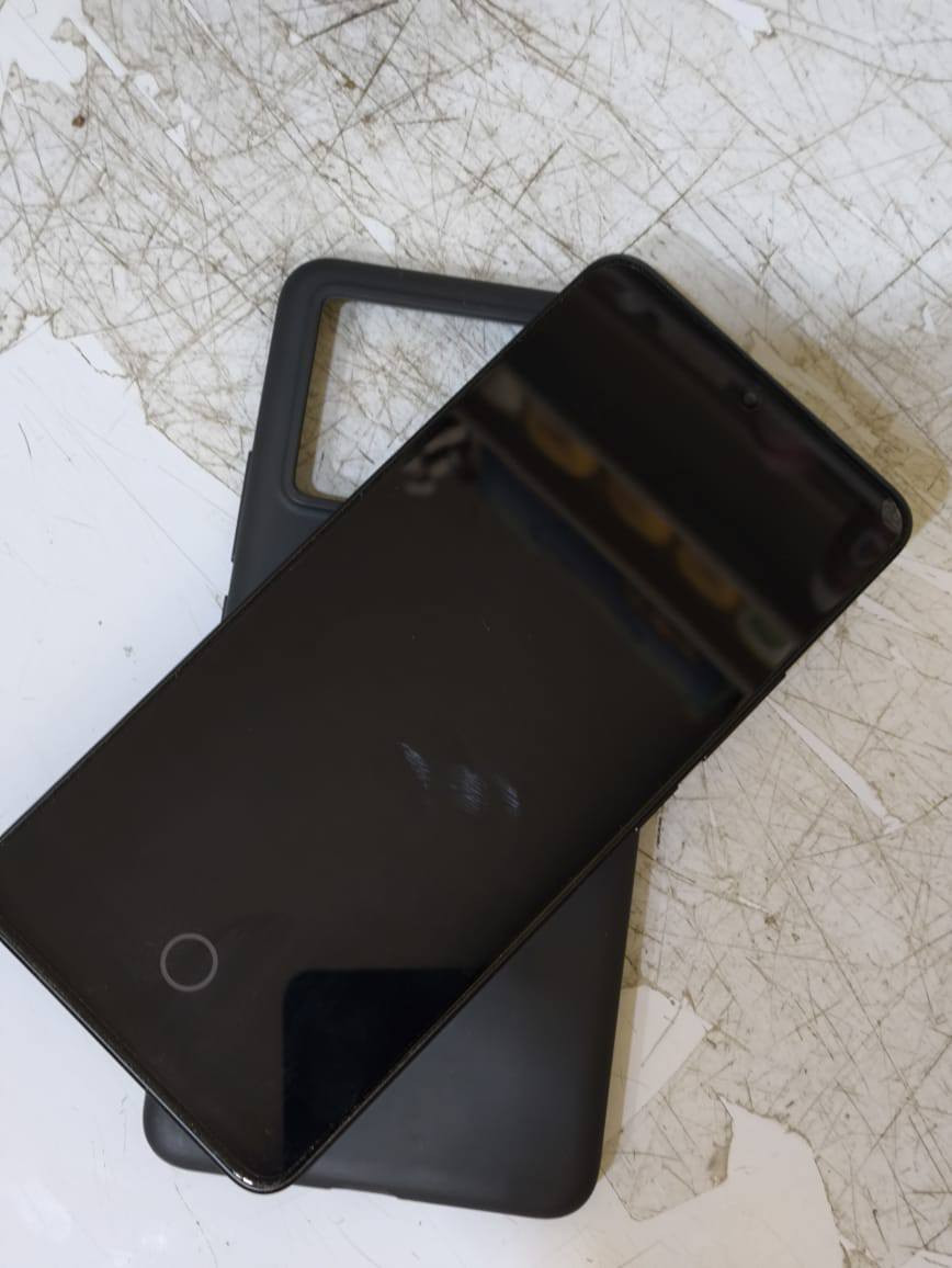 للمراوس ب آيفون فقط بوڪوx6برو5g ذاكرة512 
جهاز مكفول من كلشي كامل ملحقات نسخه عالميه الاصلي مو العادي 

استخدام 6 اشهر كامل ملحقات كارتون شاحنه حافضه مكان نجف شارع المطار جديد


**إذا كنت صاحب هذا الإعلان وتريد حذفه لأي سبب، رجاءا أرسل رسالة إلى الدعم الفني**