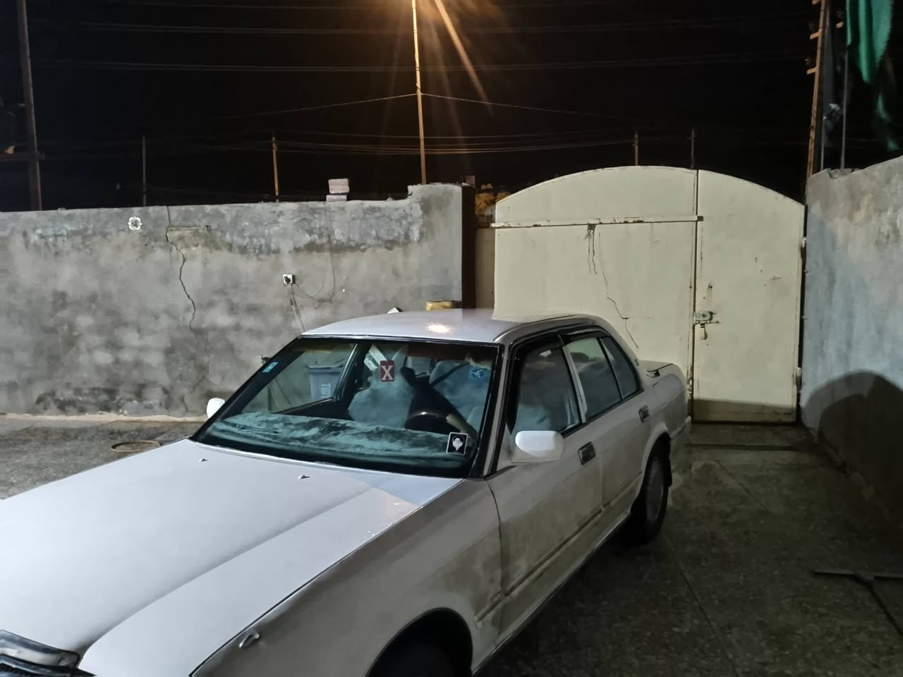 السلام عليكم 
للبيع ارنب طويل موديل92
رقم بغداد نكليزي امداور ثاني يوم بسمي شخصيا 
مكفوله كفاله عامه كص ونقل وضربه قويه وصوليات مكينه وكير حاويه ماصاير شهرين من شديتهن 
تخم تأير جديد
 السياره مال جناي شاهد الله متعوب عليه ربع متذب عليه تجي وشوف بعينك السعر70وبيه مجال الاتصال ***********بي واتساب
