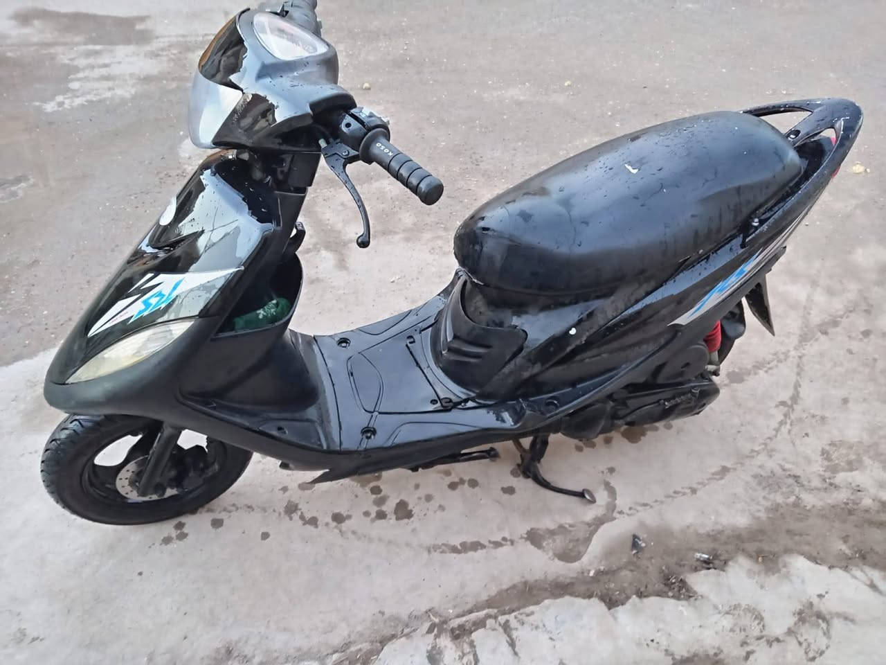 السلام عليكم دراجه للبيع ماكس عدله اوراق مفتوحه مره وحده مكينه ناعمه كهربائيات كله  السعر 600 وبيه مجال المكان حي المعلمين الجديد ***********
