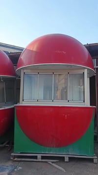 كشك صناعة تركية تصلح مطعم صغير او اي مشروع مصغر للبيع متبقي منها ثلاث ...