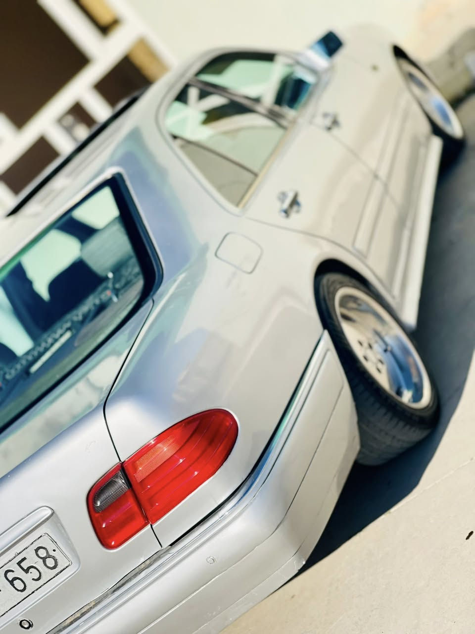 مارسیدس عفریت -ام عیون
فوول مواسەفات
مودیل 2000
گێرومەکیمە بەشەرت گۆراوە بۆ لێکسز
سەیارەکە بێ مەسروفە
تایەو ویل دوسایز
عام بەخە بۆ جوانی
سەیارەکە مەنەفێستە
تابڵێی جوانە سەیارەکە
فرۆشتن و شتێک لەسەر دڵ گرتن
سعر 43$ یەک کەم مەجال
***********وەتسئەپ
