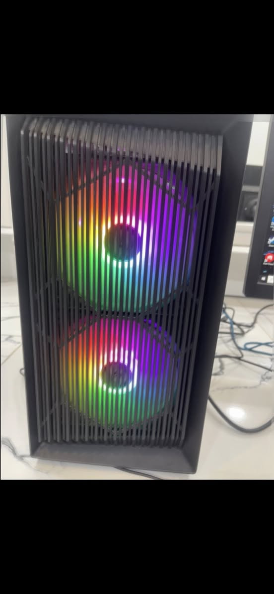 السلام عليكم حاسبه للبيع استخدام كلش قليل وكلش نضيفه  والمواصفات مثل ماموضح بالصور وكامله من كلشي بس شغل والعب بس في الشاشه شخط بسيط مثل ماموضح بالصوره .
سبب البيع عدم التفرغ . 
مكاني : بغداد الاعظميه 
للاستفسار اكثر على الخاص 
او على الرقم الهاتف : ***********
