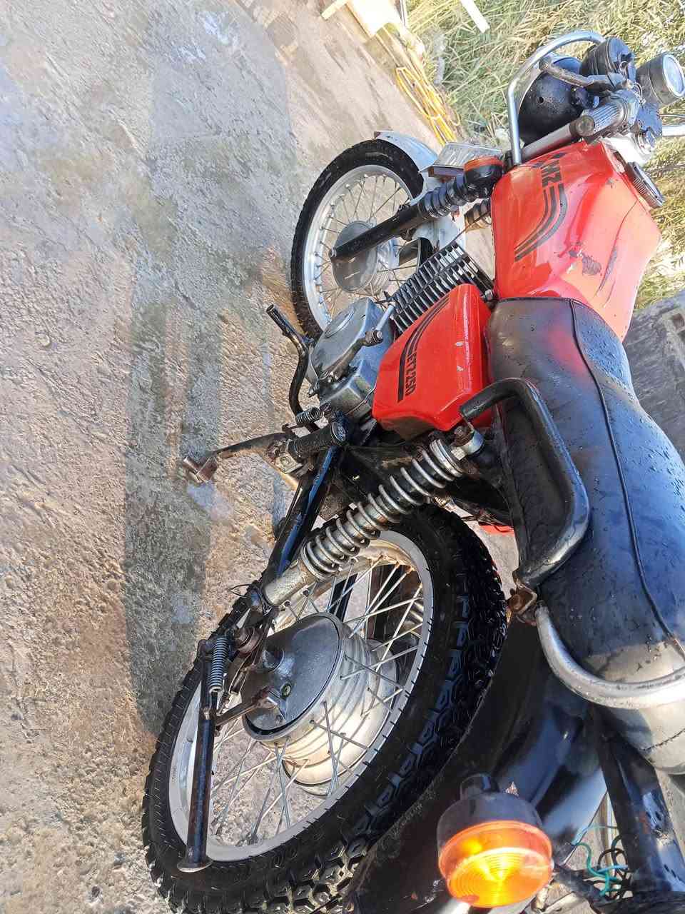 سلام عليكم شباب دراجه MZ/////موديل 82 سعر خاص مرقم رقم كركوك مكان ديالى بعقوبه تقاطع ساده سعر خاص *********** متواجد بس رصيد
