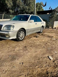 كراون ملـــگه : موديل 2003 فئة : 4 دکــم شاصي 75  حجم المحرك :  ديڤور ...