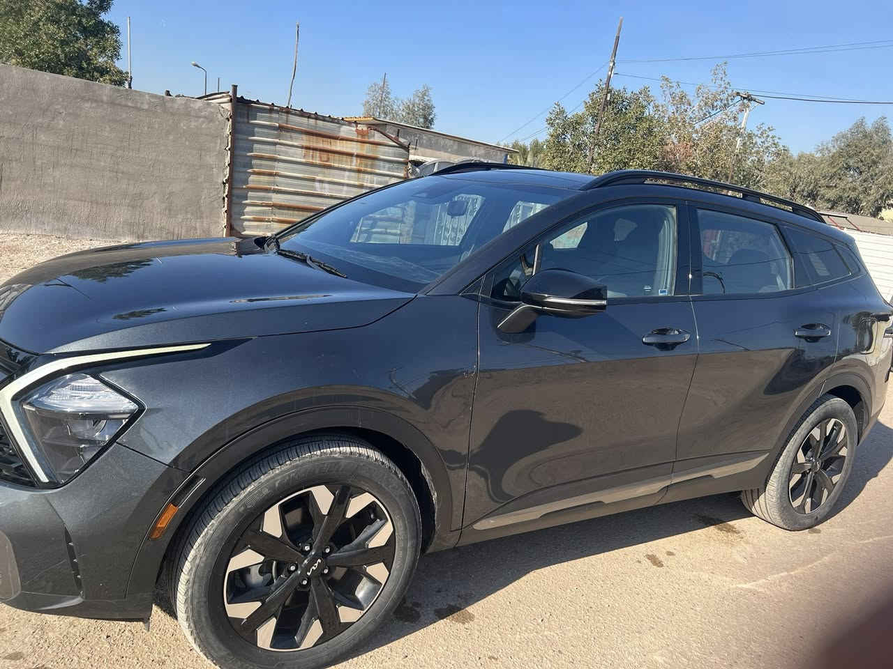 السلام عليكم 
سبورتج ٢٠٢٣ X Lien بلك ان وارد امريكي ضرر بنيد مبدل اصلي بيه بارد بالجاملغ وبالباب الخلفي مال تحميل السياره بدون صبغ ***********
