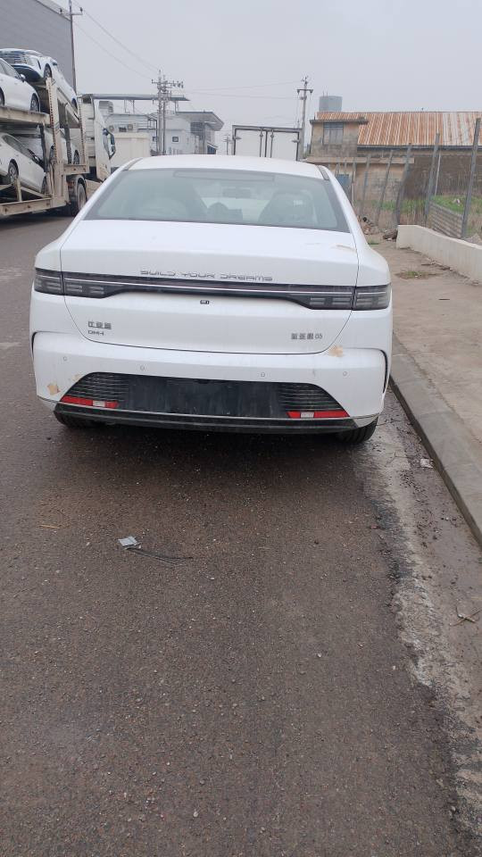 BYD DESTROY 🔥 2025🔥
0KM
ديستروي 2025
سفر كيلومتر
ويل كروم _ناو زةرد
كارت و بصمة 
هةموو شتي خۆی بیلاد لەگەلە
شوين هةولير 
بو سعر پةيوةندي بكة
***********_*********** أربيل, العراق
