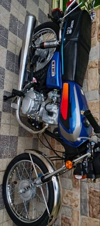 للبيع مديل ٢٦ السعر ٦٥٠ وبيها مجال بسيط  07735548052