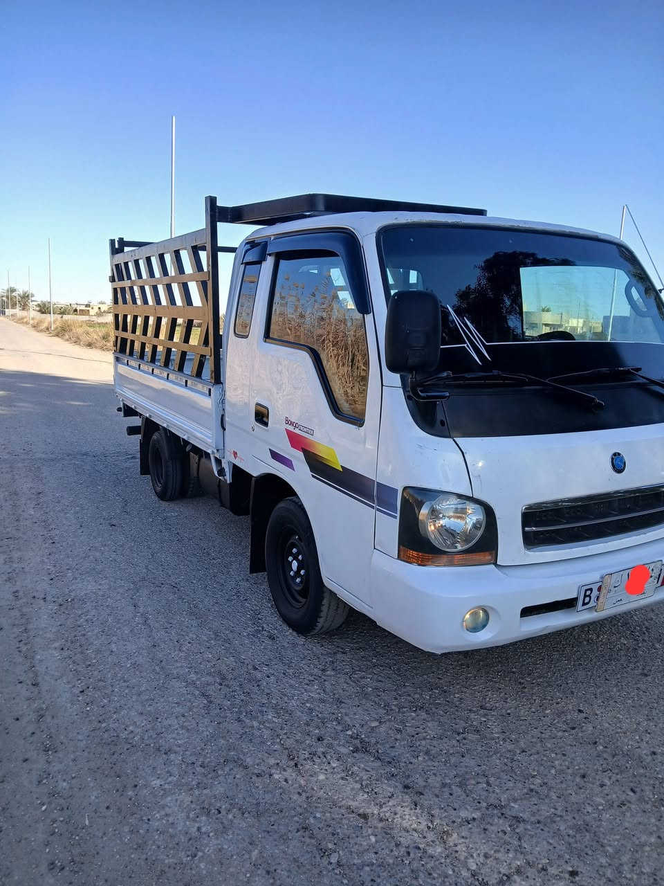 بسم الله
كيه ام عيون للبيع موديل 2002رقم بغداد مشروع وطني سنويه جديده سياره قماره بلاديه صفاح لبدي مرشوشات فقط  ومكفوله من  لكص رقم شاصي بلادي  وواضح بليته ورقم قماره كله بلاد كير محرك كفاله سياره حلوه مال جناي مكان سياره رمادي 
***********
