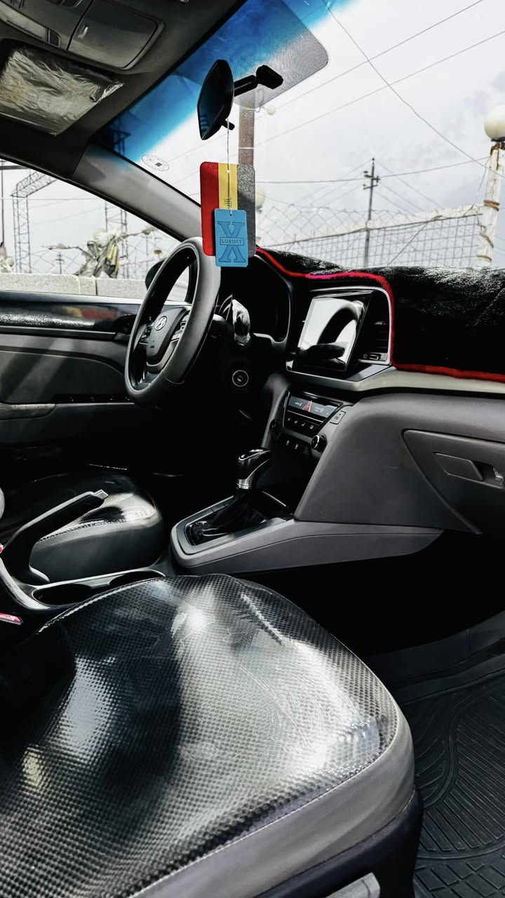 النترا موديل 2017 
وارد امريكي 
محرك 2000 دوش ابو الحساس 
تحكم استيرن
كاميرا
تخم تاير جديد
تخم مجاول جدد
تخم بلكات مع فيت بم جديد 
الحادث في امريكا موضح بالصورة 
السيارة ليبل واحد 
محرك مفتوح 
السيارة شمالي  باسمي
متواجد في الكوت 
السعر ١٢٥
***********
+964 773 574 8884
