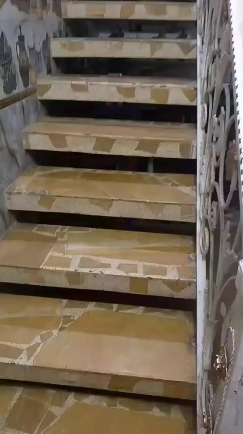 السلام عليكم دار للبيع طابو ملك صرف الأمين ثانيه قرب أسواق كرار الوائلي مساحه 115 متر الدار طابقين يتكون من ثلاث غرف نوم استقبال صحيات داخل وخارج كل غرفه بيه سويت باقي التفاصيل بل مقاطع راح اخلي رقمي شراي خابر وبل خدمه***********
