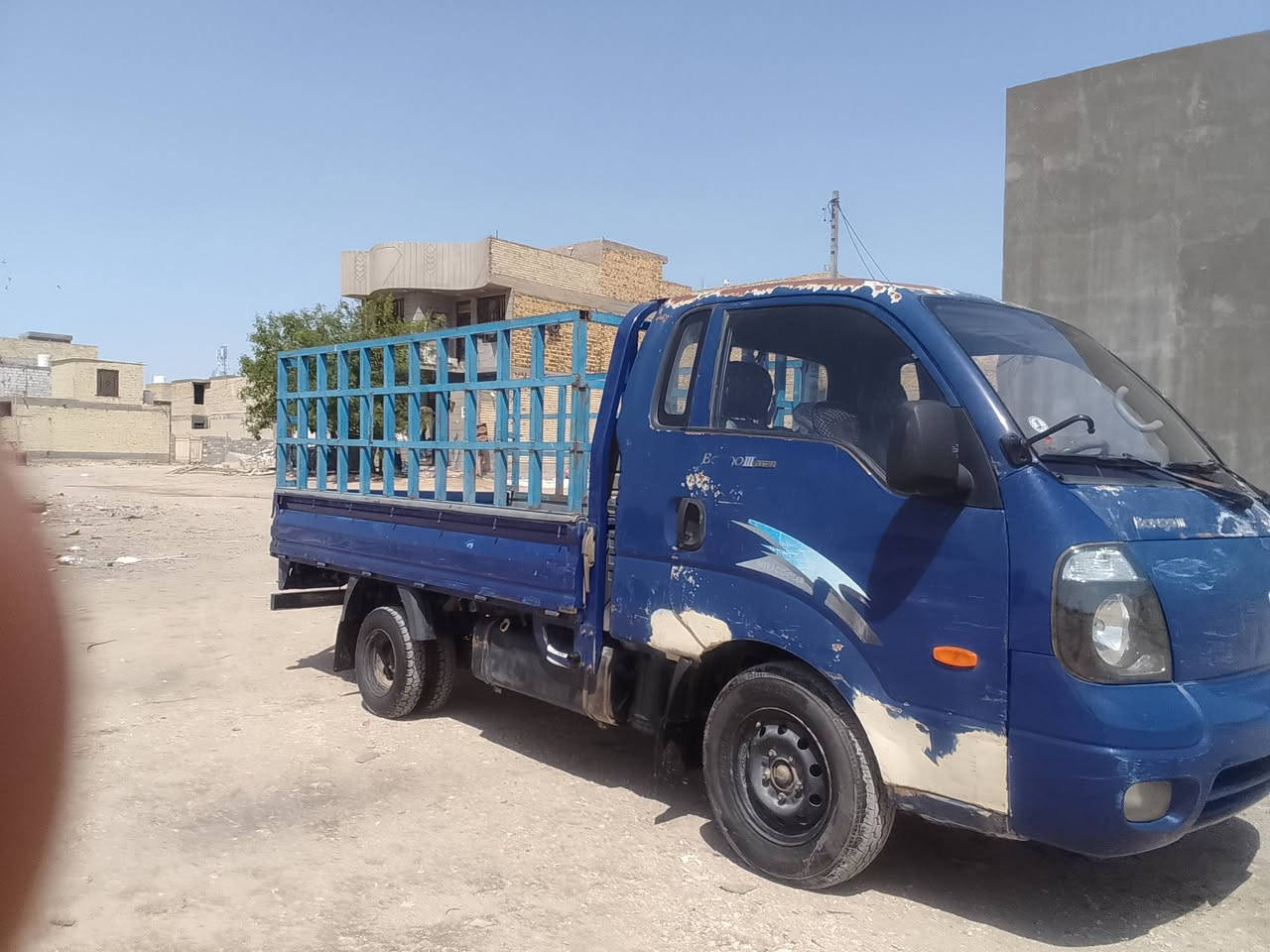 السلام عليكم كيه للبيع موديل 2006 مكفوله من شاصي و ضربه سيارة مطلوب غرامه مليونين وربع وره مشتري سعر 50 بيه مجال رقم الهاتف *********** مكان كربلاء
