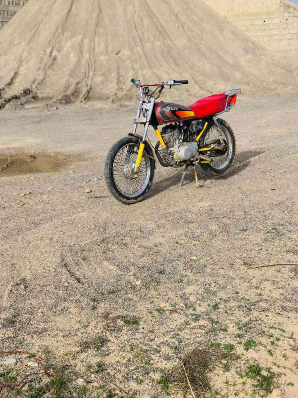 السلام عليكم 
مطور اربعه كير موديل 2020تايكر البيع اومروس 
محرك نضيف حيل نشط فول السعر 225وبي مجال قليل حك الجيه مكاني الحويجه قرية حياش 
***********
