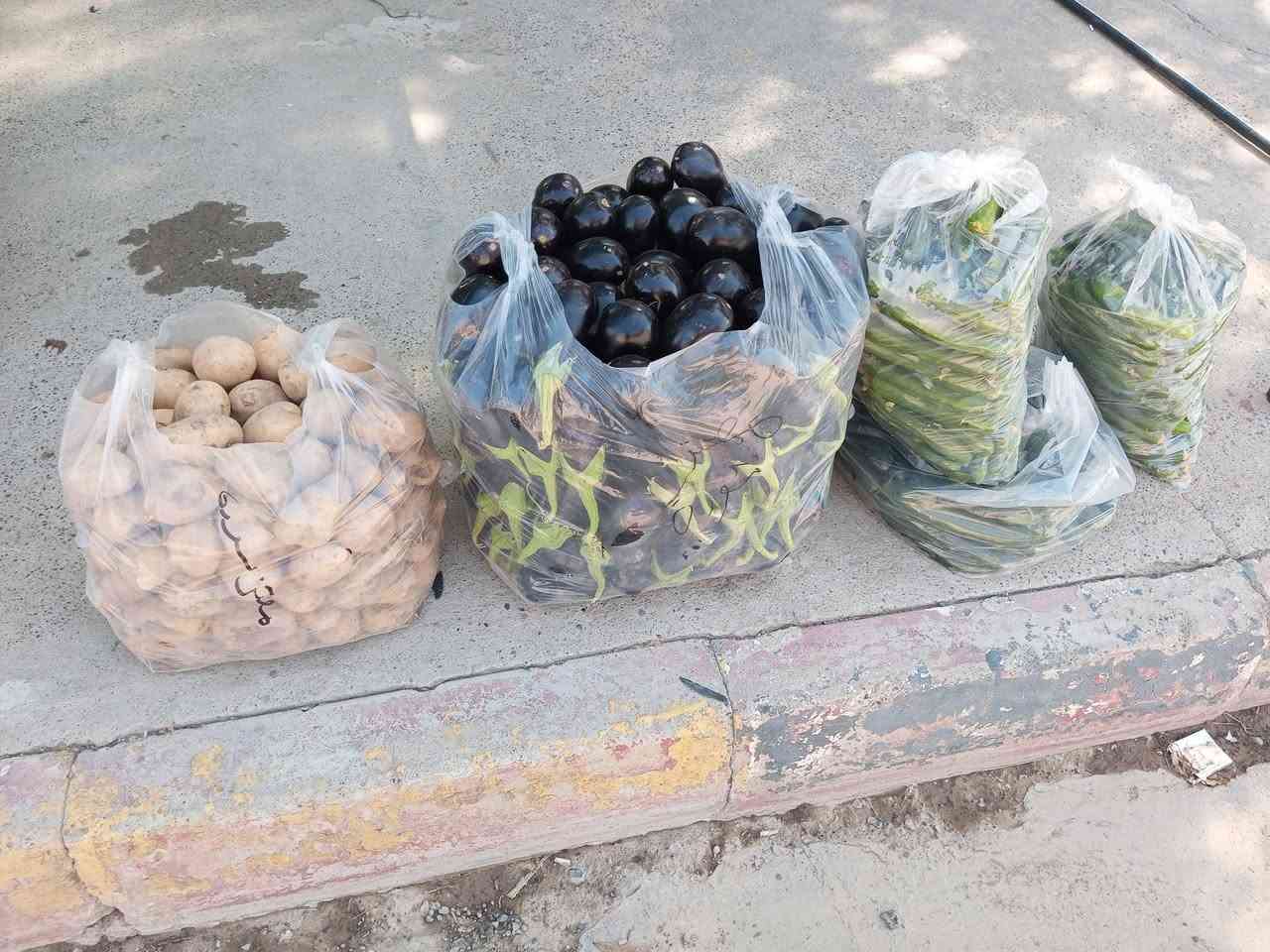 السلام عليكم مسواك جديد العنوان ناحيه الشوره بل قرب من مدرسه الشوره الاولي للبنين 
طماطه500
اسود500
بصل 2/1250
بطاطه 2/1250
خيار500
عنب1500
موز1500
ركي شرط 500
باميه2000
سلج500
خضره250


**إذا كنت صاحب هذا الإعلان وتريد حذفه لأي سبب، رجاءا أرسل رسالة إلى الدعم الفني**