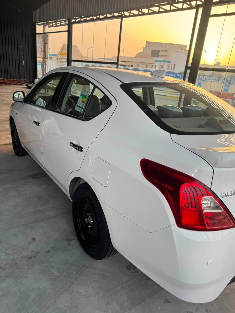 نيسان هندي 2025 زيرو ماشيه 2000  شاشه  لكزز وكاله مجانيه  دوشمه عام. ***********.
عنوان بصره
