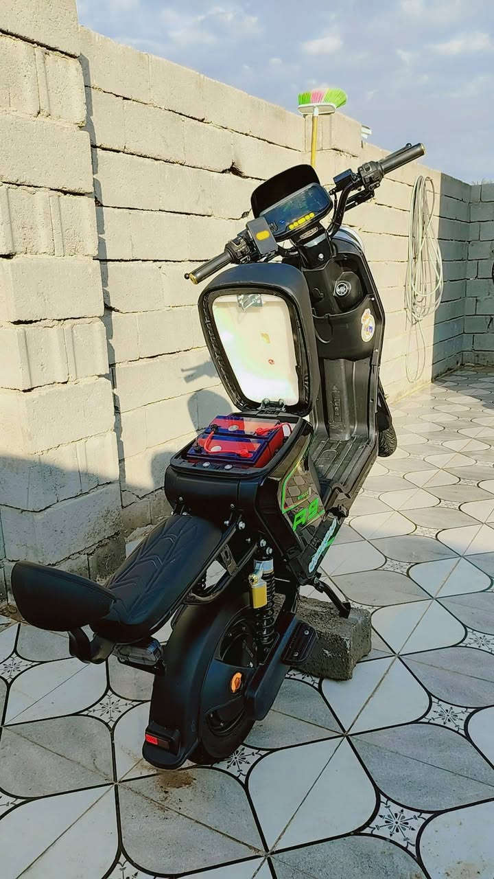 دراجه شحن للبيع 5 بطاريات 32 انبير سعر 550 مكان لبصره لهارثه رقم لهاتف ***********
