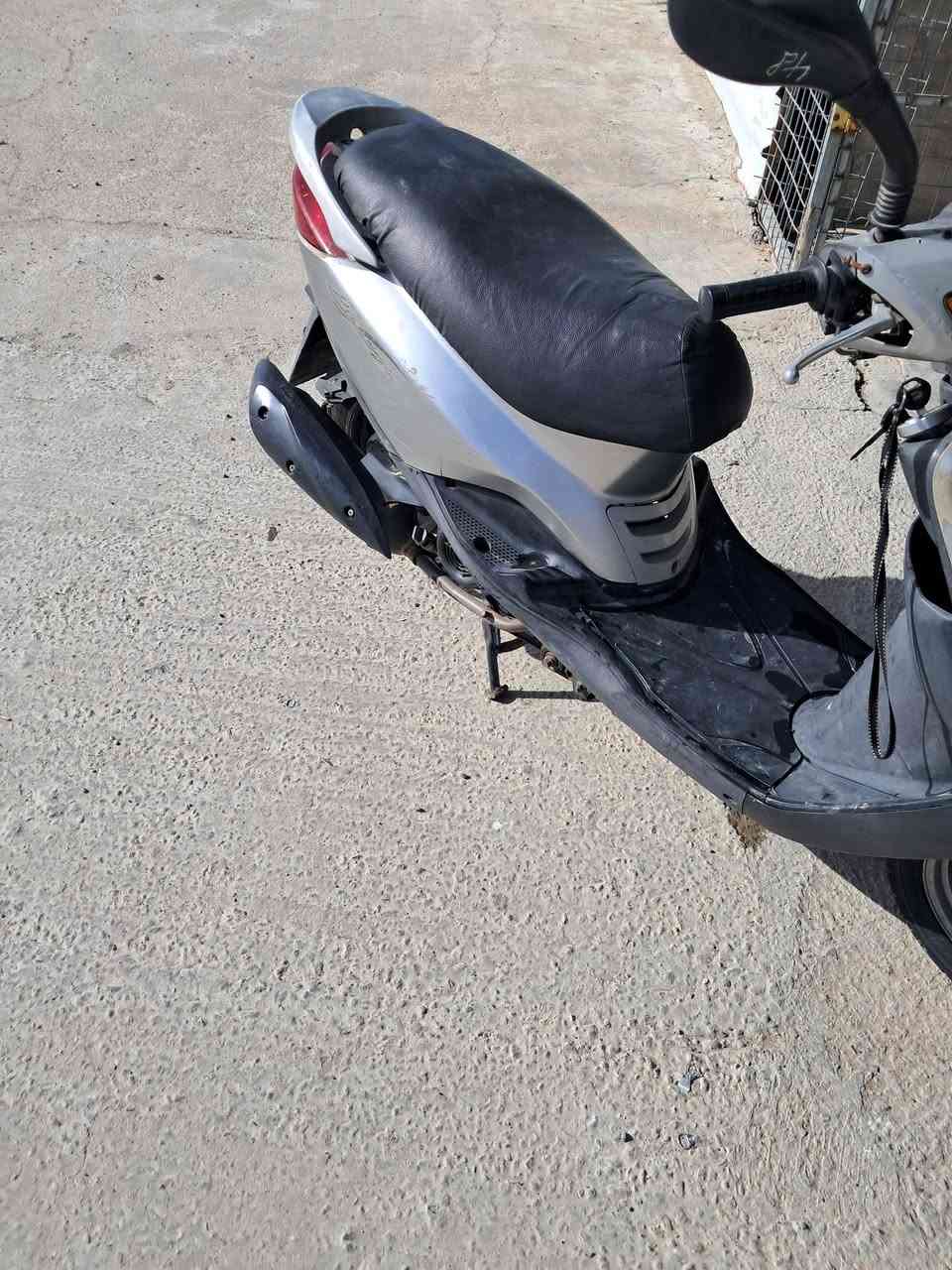 سلام عليكم دراجه
للبيع دراجه  نضيفه محرك ممفتوح كهرباءيات شغاله كفرات نضيفه السعر 600 وبيها مجال مكاني بغداد التاجي جسرالمصابيح  *********** بي واتساب
