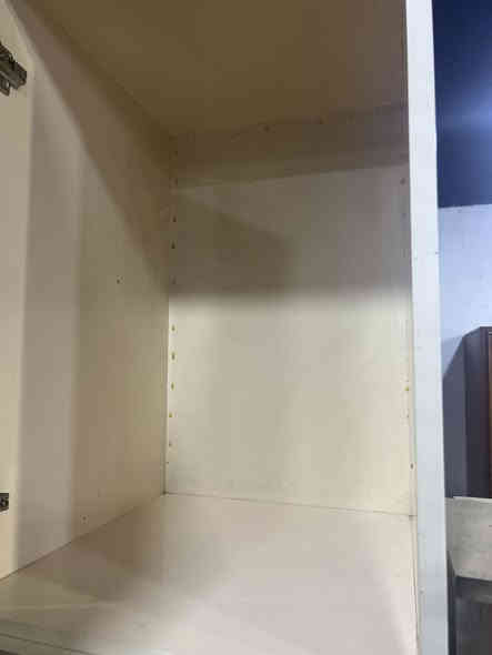 كاونتر للبيع 4 قطع بدون سنك العنوان السيديه الهاتف *********** السعر 225 وبي مجال.
