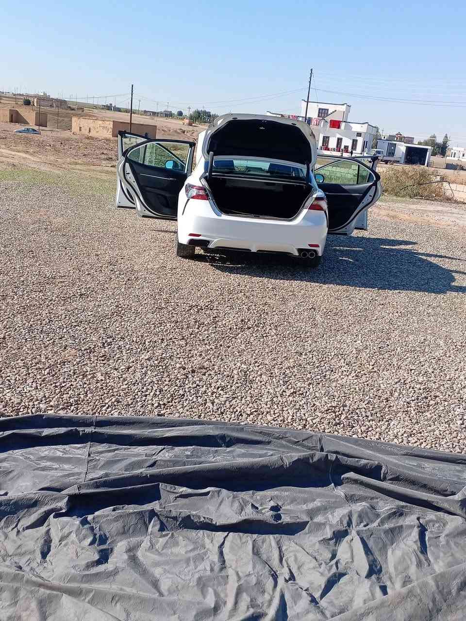 كامري 2023  SE ماشيه ٣٧ ميل
ضرر ٣ قطع جاملغ بنيد باب
السعر 182
مكان السياره الحويجه الحلوات
***********
بيع نقد فقط
