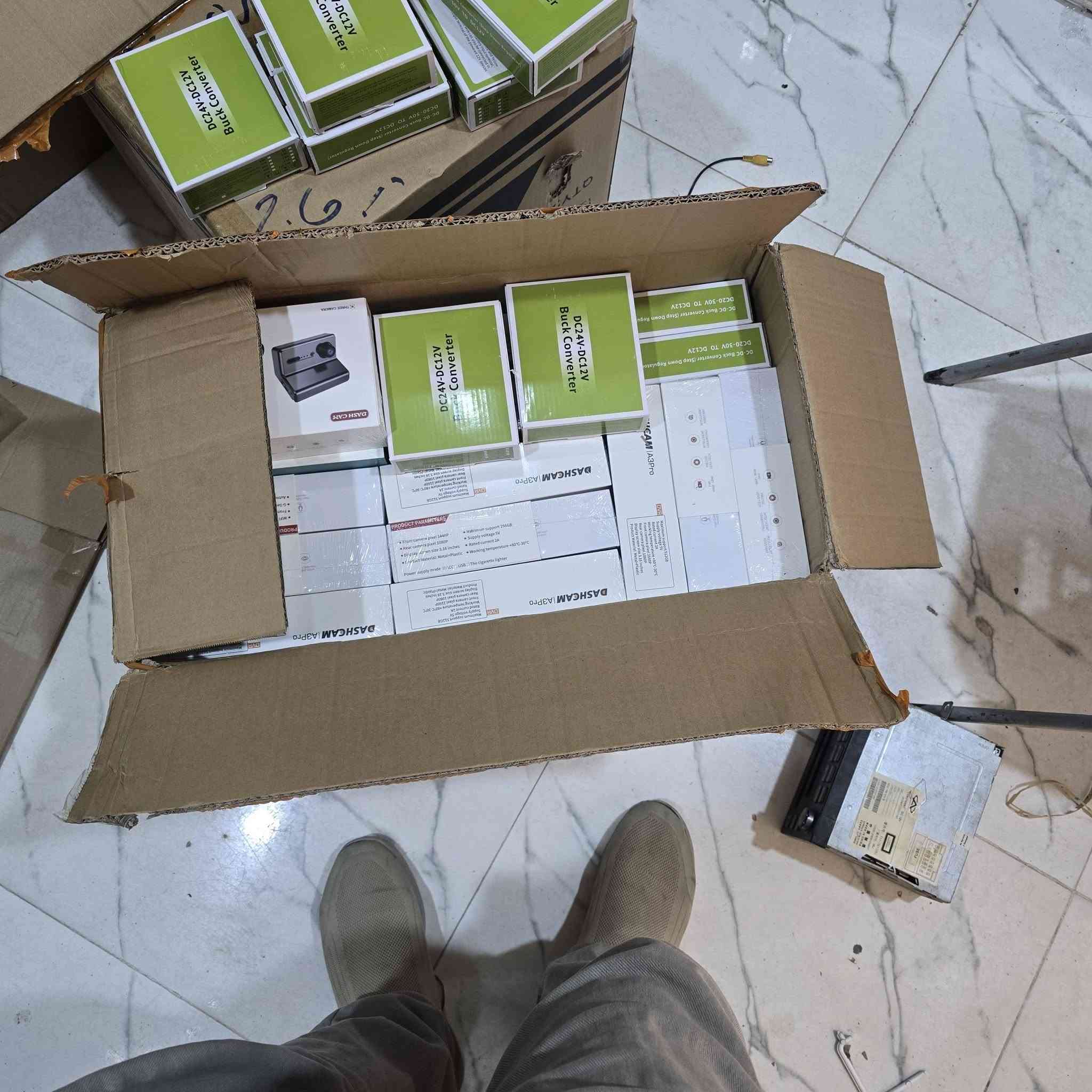 ام 3 كامرات اماميه وخلفيه وداخليه كوالتي عالي 

مفيده للشارع جداً  

العنوان العماره ابو رمانه الشوارع الاربعه للملعب مقابل عمارة كريم حوشيه اسيا *********** او اثير *********** 

مهندس ابراهيم
