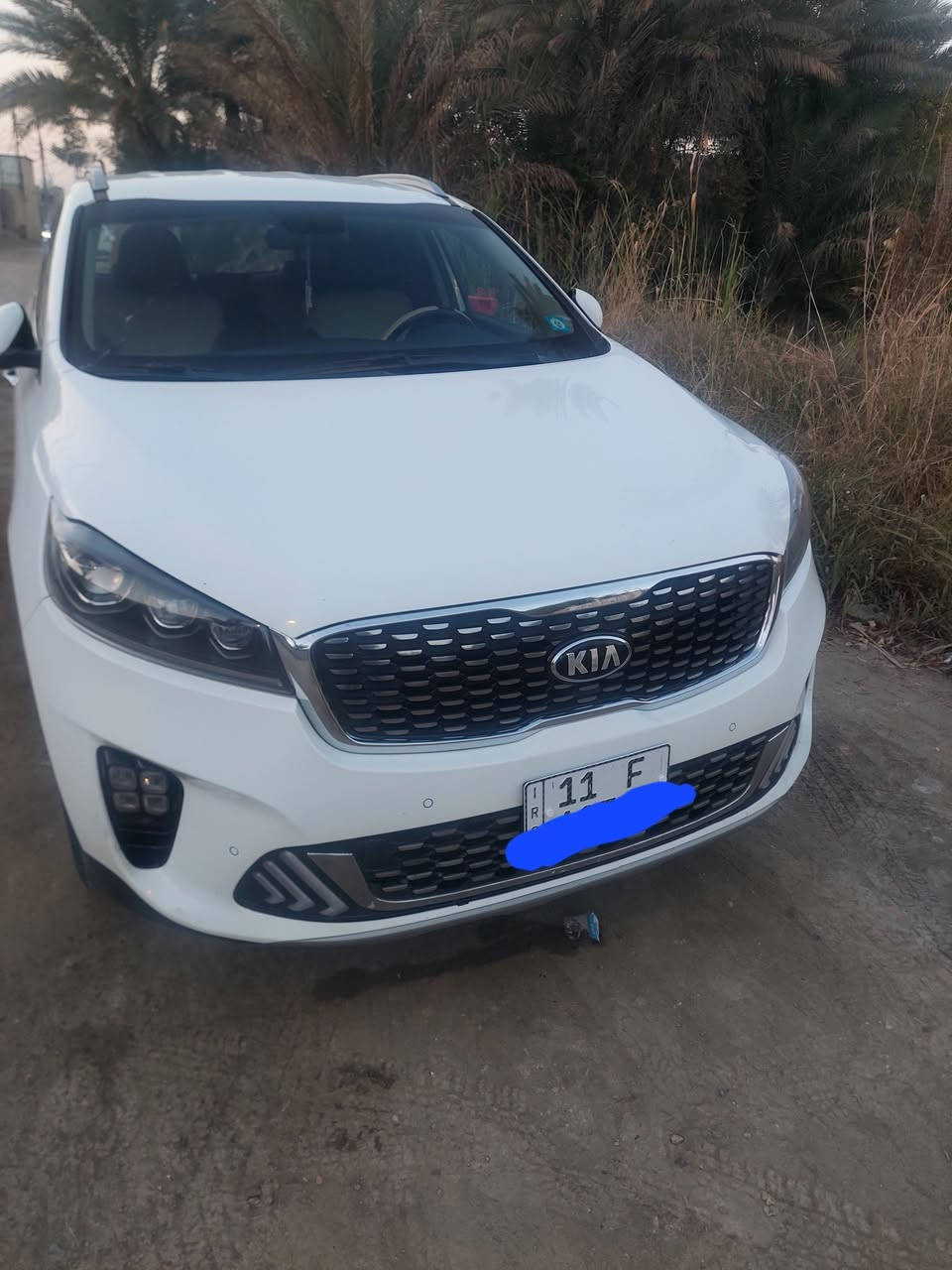 السلام عليكم للبيع سورنتو موديل ٢٠٢٠
ماشيه ١٠٥ بصمه كشنات كهربائي حساسات أمامي وخلفي تحكم ستيرن جنطه كهربائي ٧راكب ٦سلندر رقم بغداد مشروع وطني كامره خلفيه وبعد مواصفات بيه ماعدا البانوراما فقط 
للاتصال ***********
