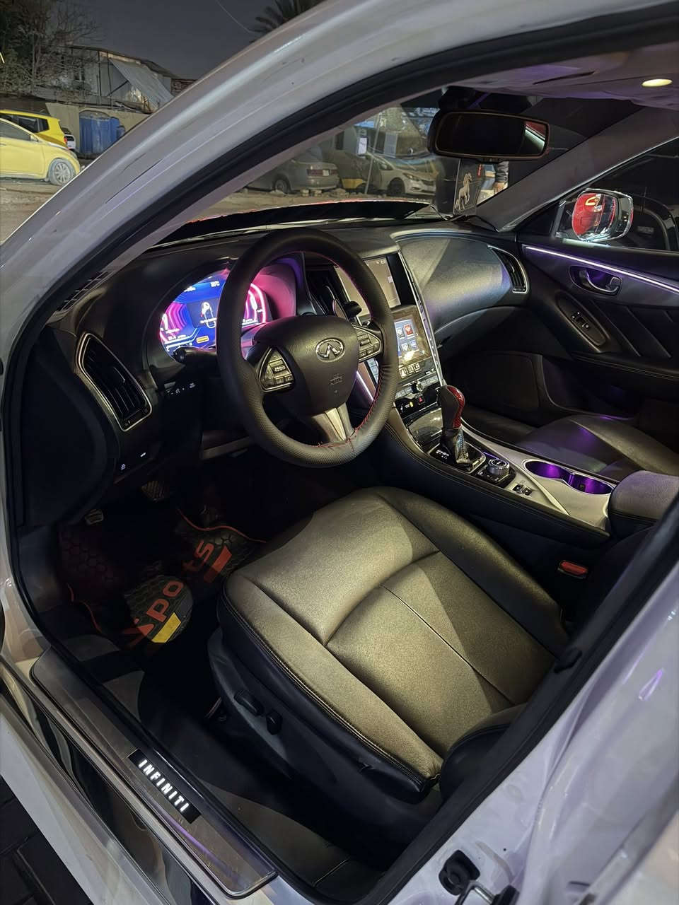 انفنتي Q50 محرك ((((((3700))))))
تنفس طبيعي بدون تيربو 2015 

فووول مواصفات 

عليها تزويد وعليها تعديلات خارجيه وداخليه

تريدها هيه وغراضها تريدها ستوك بلاديه بكيفك 

*********** 

رقمها اربيل سنويه لل ٢٠٢٨ 

تريد تحويل تريد وكاله بكيفك صفر غرامة
