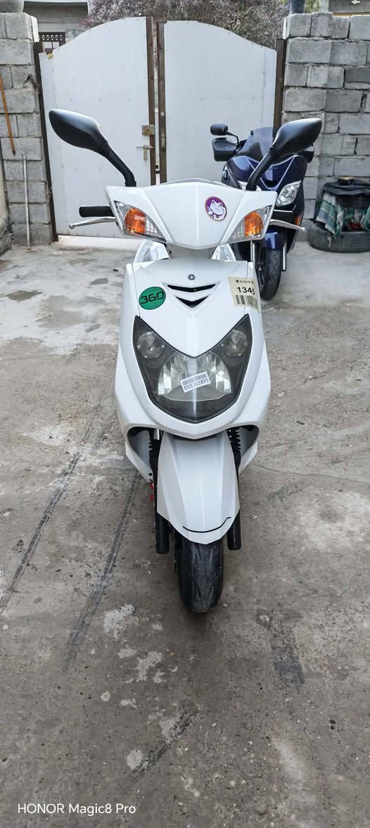 السلام عليكم
دراجه سكنس فحل 
الدراجه خير من الله شلعه ومعدل 
الدراجه نازله رمبه شهر ال ١١ تخم تاير جديد 
السعر 1150 وبيها مجال مكاني ديالى بعقوبة 
*********** اتصل وتدلل
