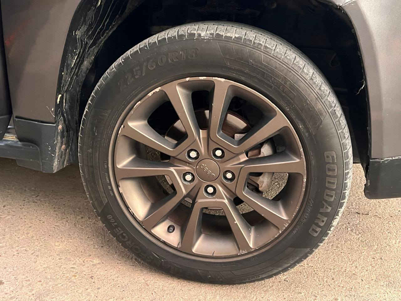 السلام عليكم (جيب كومباس) 2016
بيع مستجعل
او مراوس
سياره جاهز
دواخل على وضع شركه
مكينه كير شرط لفحص
تخم تاير
فتحه سقف
تبريد حدادايه
جهازه مال جناي
شرط تفحص وترايك وين مكان
وبيها امكان صبغ مواضحات بنشر بدون تبديل ولا ضرر...
مكان سوق الشيوخ ناصريه
لللاتصال ***********...
السعر 105....  وبيه مجال حك جيه..
