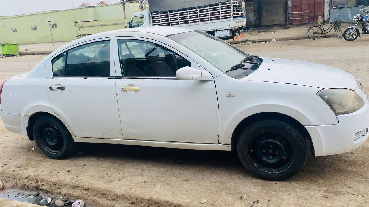 السلام عليكم A5 موديل 13 مكينه بلادين كير  عادي تخم تاير جديد حداديه قبل شهر مسويهه رقم نكليزي لا30 تبريد شغال 
للمراوس فقط وحسب القناعه
***********
