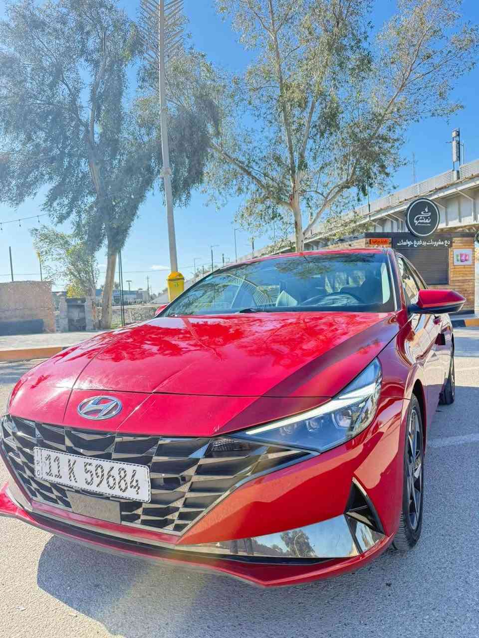 النترا 2023 للبيع 
سياره جديده بمعنه الكلام 
مواصفات سياره فول للاخير 
كشنات تدفئه تبريد
فتحه سقف 
قطعتين تبريد 
نقاط عمياء
رادار امامي جانبي خلفي 
سياره جديده ما محتاجه اي شي 
ماشيه 119 كيلو متر حقيقي
شاشه متصله اناره داخليه 
ضرر سياره جاملوغ خلفي بي بارد فقط بدون صبغ ولا معجون وبيهة بل بنيد بارد هم فقط سعر سياره 163 $ ورقه وبيهة مجال بسيط 
رقم صاحب سياره /*********** بعقوبة, ديالى
