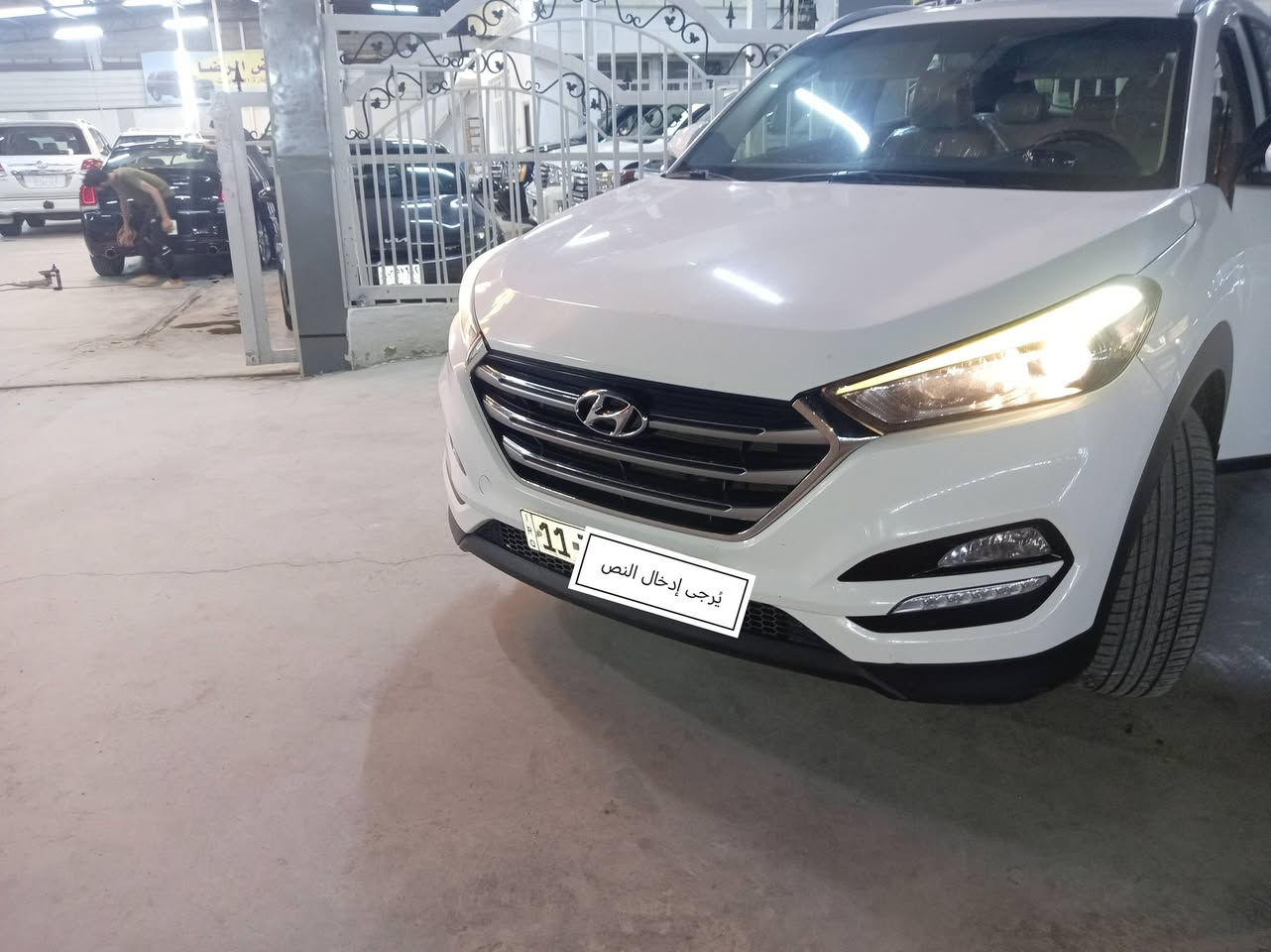هونداي توسان خليجي موديل 2018 ماشيه 116 المكان نجف صبغ باب خلف السايق وتحت قبق البانزين شي قليل الباقي مكفول من الصبغ السعر 167ترهم مراوس للمعلومات  اتصل على ***********
