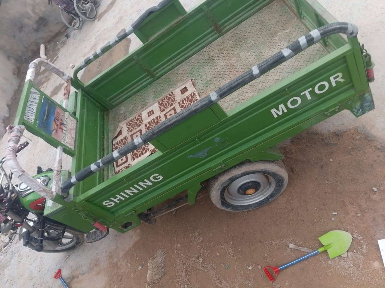 البيع ستوته موديل 22سعر ملونين ونص بيه مجال علوان بصره القرنه هور سعد رقمي ***********
