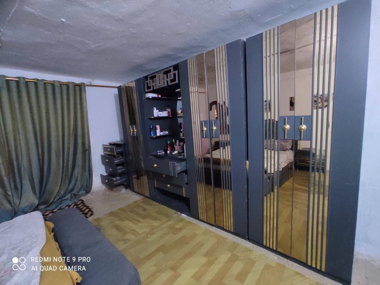 غرفه جديده العام اخذتهه للبيع السعر 750المكان ابو غرق***********
