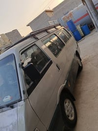 كيا بستا للبيع نضيفه اي نقص مابيها مكفوله  شواصي على وضع الشركه محرك ل...
