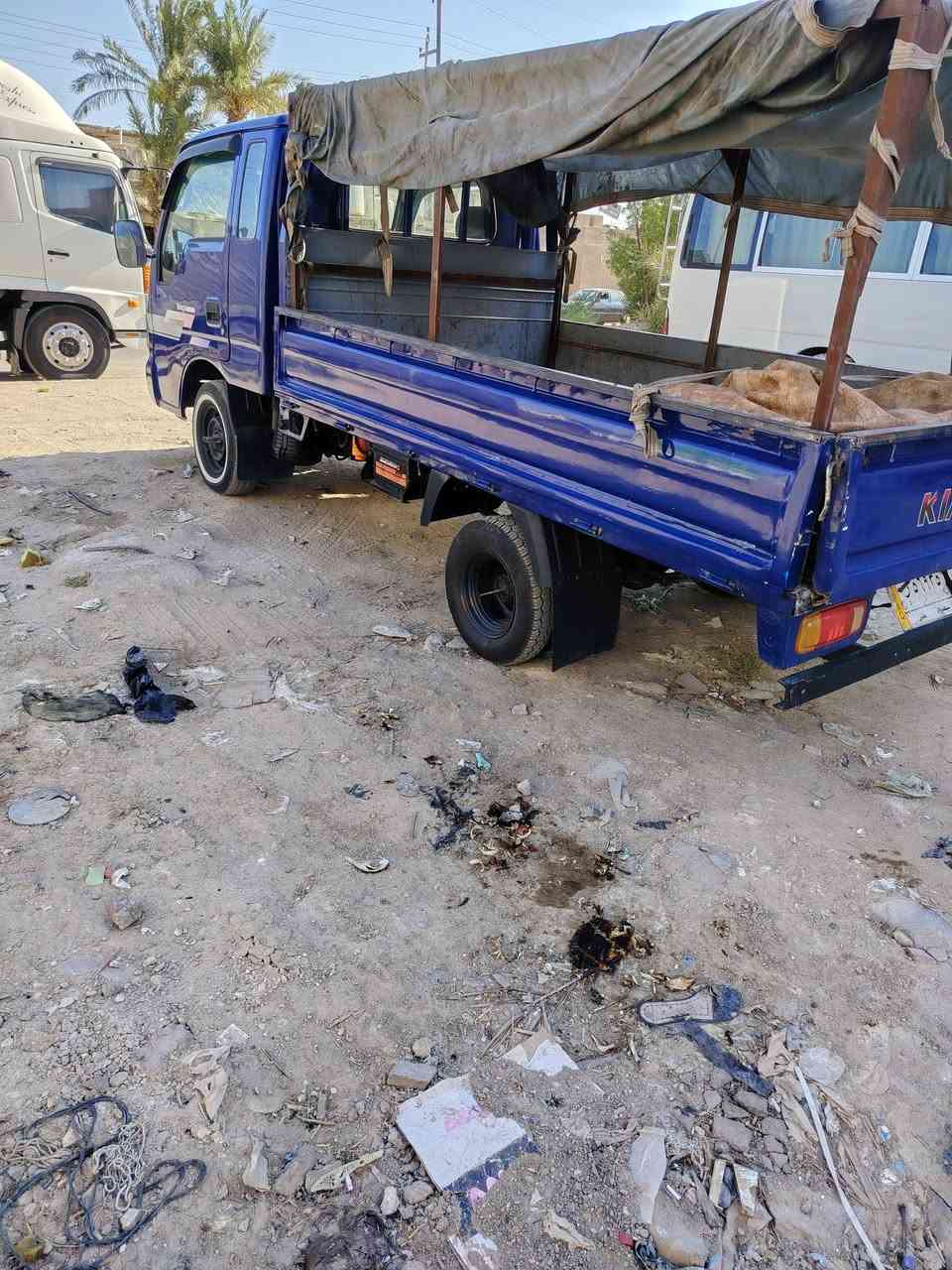 السلام عليكم سياره كيا حمل للبيع موديل 2001 سياره كامله مكينه وقير واكشن حداديه سياره خير من الله رقم سياره بصره سعر السياره 65 بيها مجال قليل كان السياره ناصريه ذي قار ***********
