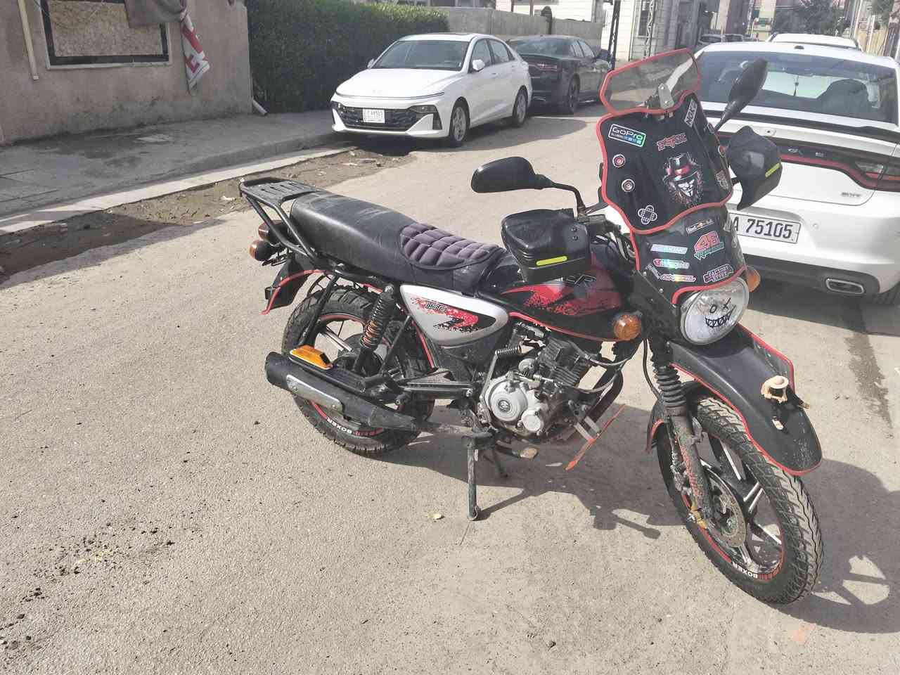 سلام عليكم بوكسر للبيع رقم بغداد الدراجه بسمي موديل 23 نضيفه مابيها اي نقص مكاني السعر 2 مليون و200 وبيها مجال حي الجهاد *********** واتساب غير متواجد ع الفيس
