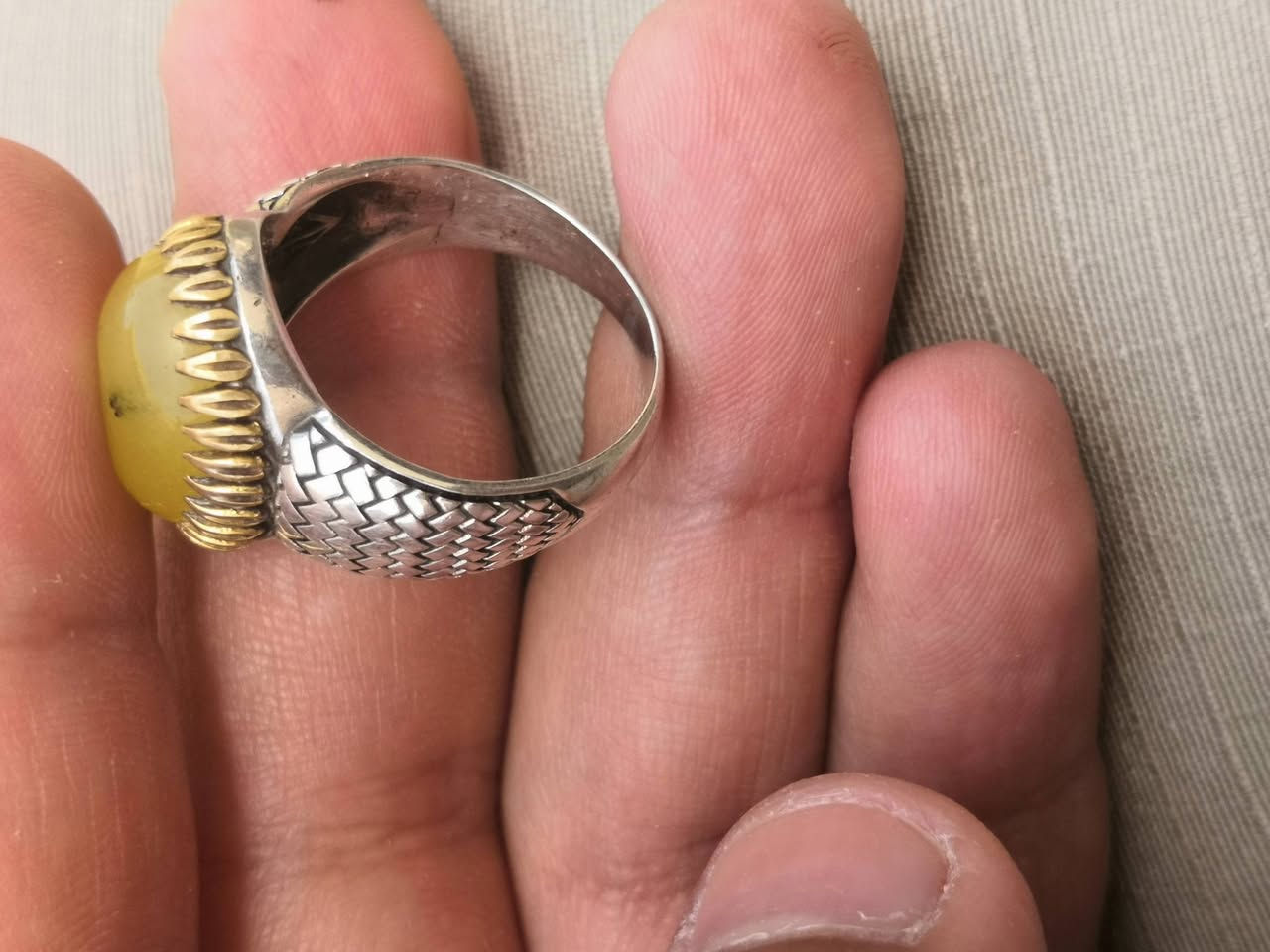 سلام عليكم ورحمة الله وبركاته
محبس عقيق يماني اصفر 
سعرهه 30 الف قفل 🔒
مكاني بغداد مدينه الصدر


**إذا كنت صاحب هذا الإعلان وتريد حذفه لأي سبب، رجاءا أرسل رسالة إلى الدعم الفني**