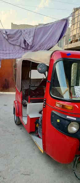 سلام عليكم تكتك موديل 2020/10/14 معمره بس دوسات سنوي ورقم نكليزي رايده 6400وبيه مجال حك.الجي مكاني جسر ديالى الجديد ***********
