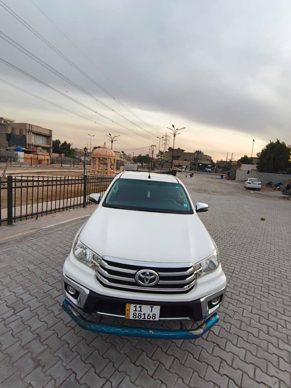 السلام عليكم بيكم هايلوكس موديل 2018 ساز  فور ويل رقم بغداد دولي بسمي تحويل مباشر ماشيه 200 مكفوله كفاله كير مكينه كلشي بلادي السياره كلش نضيفه كير اوتماتيك مكان السياره بغداد السعر 275 تفاصيل اكثر اتصل***********
