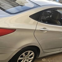 اكسنت خليجي موديل 15  مصبوغه حزام عدا قطعتين مكينه 1400  السعر 77  غير...