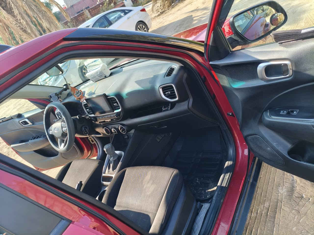 فينو للبيع موديل 21 جاهزه مواصفات المعروفه بلفينو كاميرا حساس امامي جوانب خلفي 8 نمممر المكان بابل المسيب التواصل *********** السعر 115 .!!!!!!$
